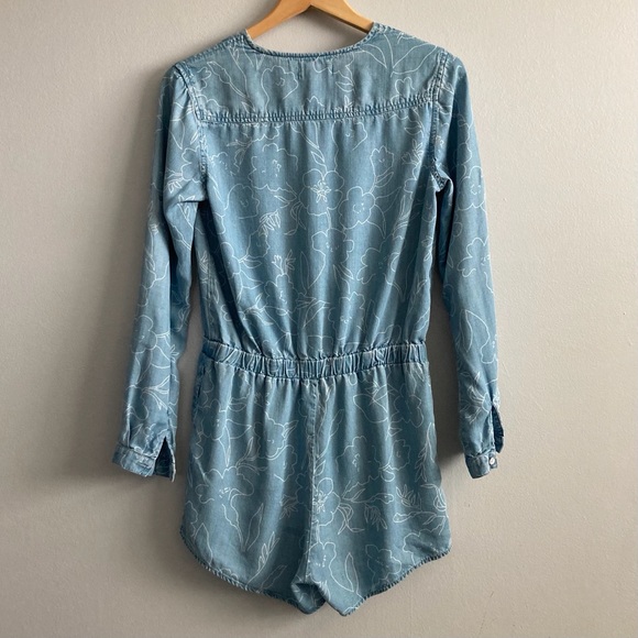 Cloth & Stone Chambray Romper - Picture 2 of 7
